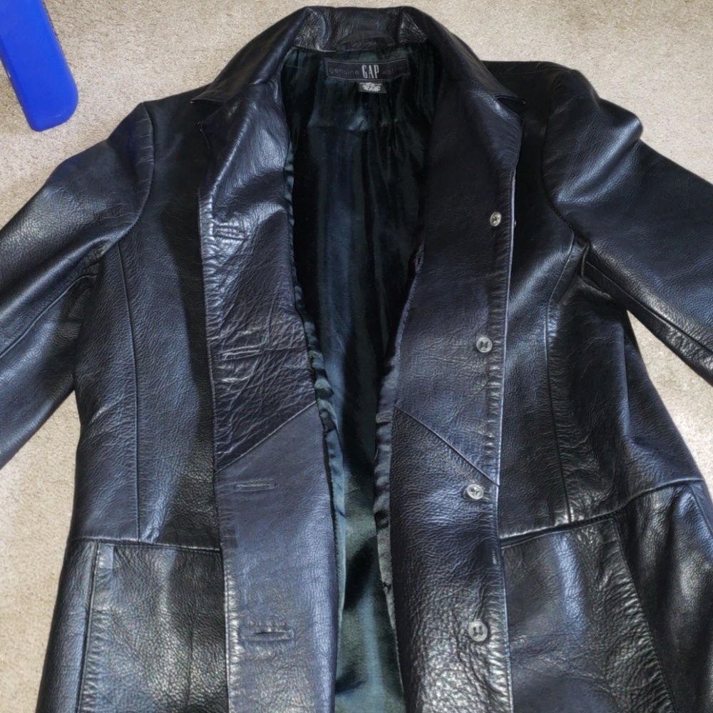 100% LEATHER MED GAP COAT 12+yrs old GUC no tears - Picture 7 of 8